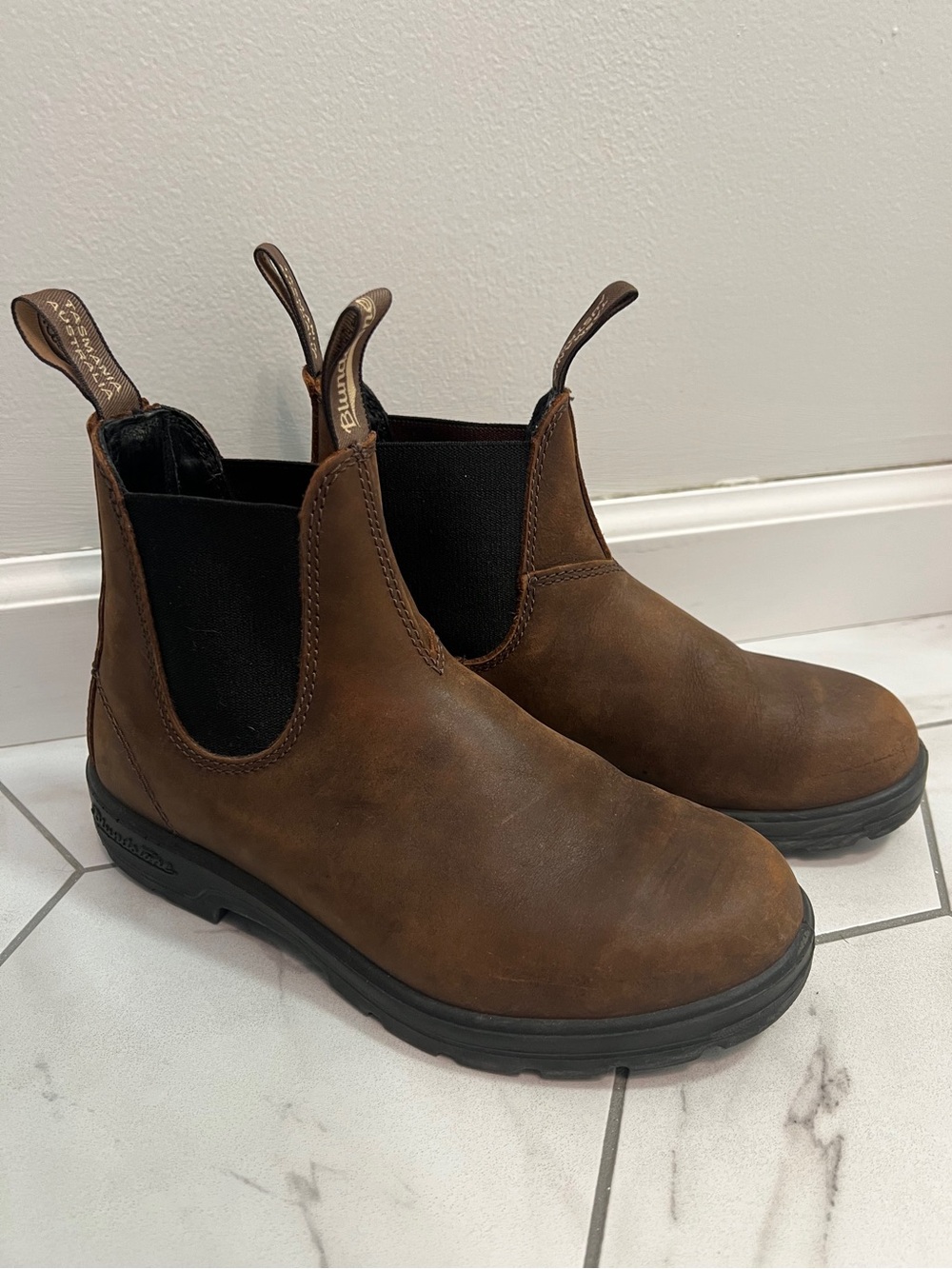 Blundstone 1609 Antique Brown Chelsea Boot Size 7 Women's